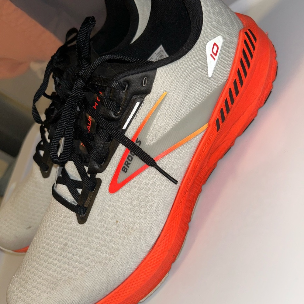 ❌SOLD Brooks Gray and Orange Athletic Shoes with Cushioned Sole - Picture 3 of 8